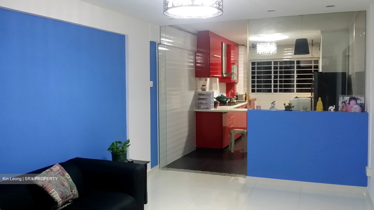 Yishun Street 71 thumbnail photo